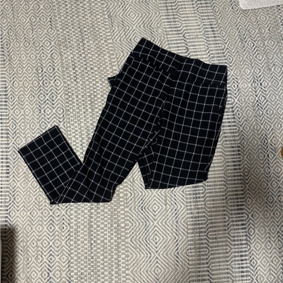 BCX skinny stretch checkered pants - Picture 3 of 5